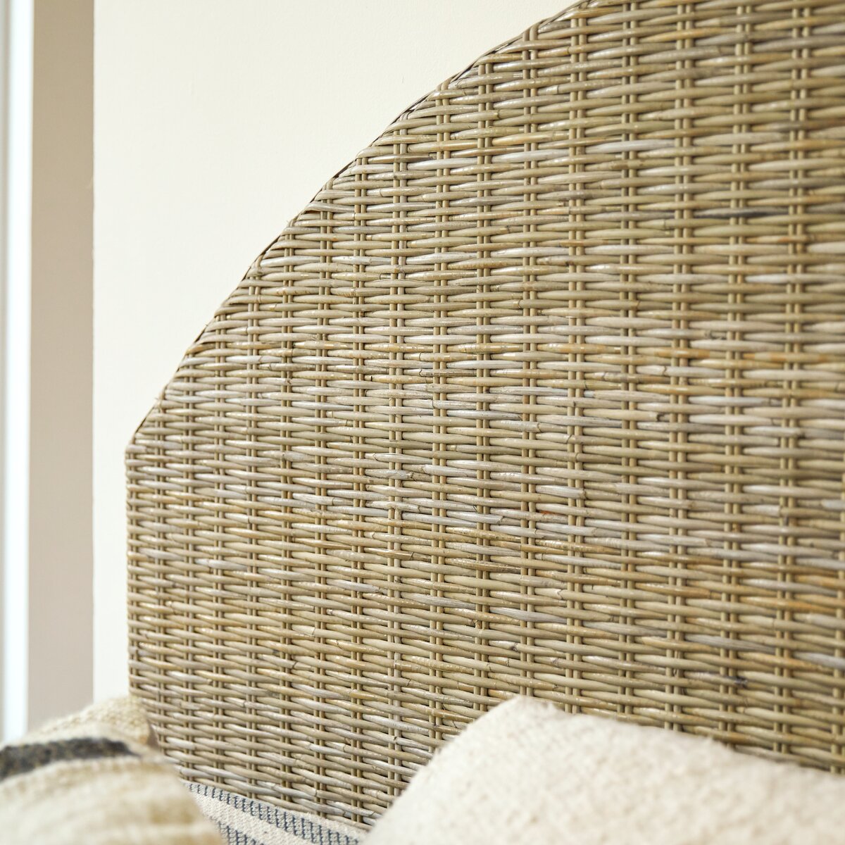 Louison - Tête de lit en kubu 160 cm Louison - Tête de lit en kubu 160 cm