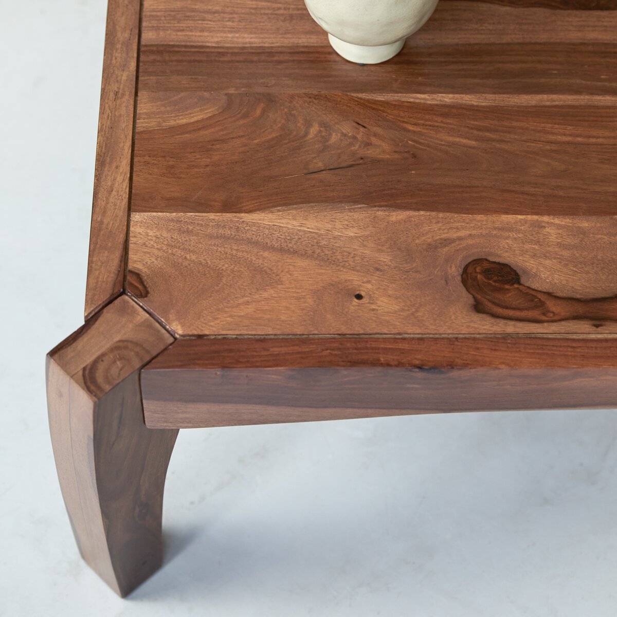 Luna - Solid sheesham Coffee Table Luna - Solid sheesham Coffee Table