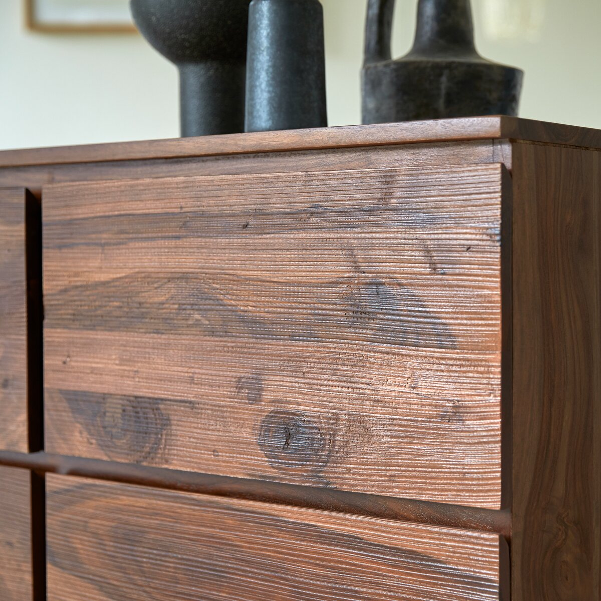 Nova - Credenza in palissandro massello 100 cm Nova - Credenza in palissandro massello 100 cm