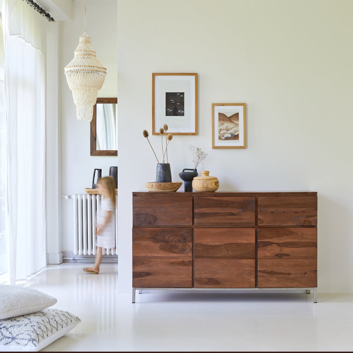 Nova - Buffet en palissandre massif 155 cm Nova - Buffet en palissandre massif 155 cm