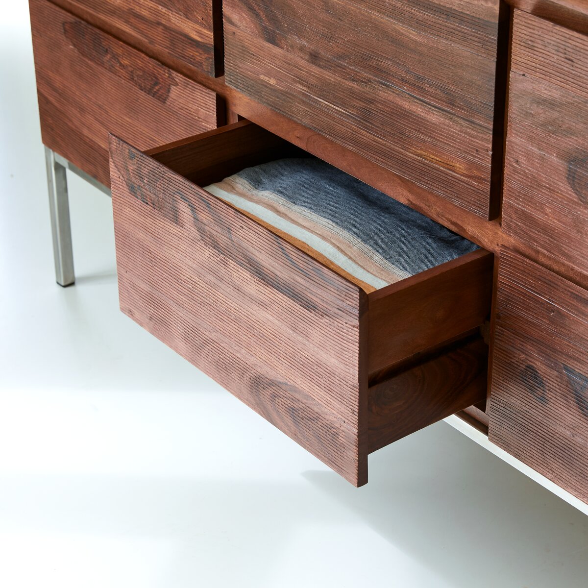 Nova - Commode en palissandre massif Nova - Commode en palissandre massif