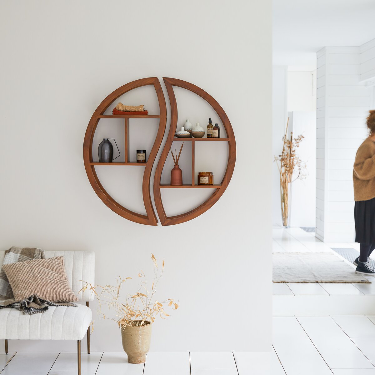 Ying Yang - Estantería en teca maciza de pared