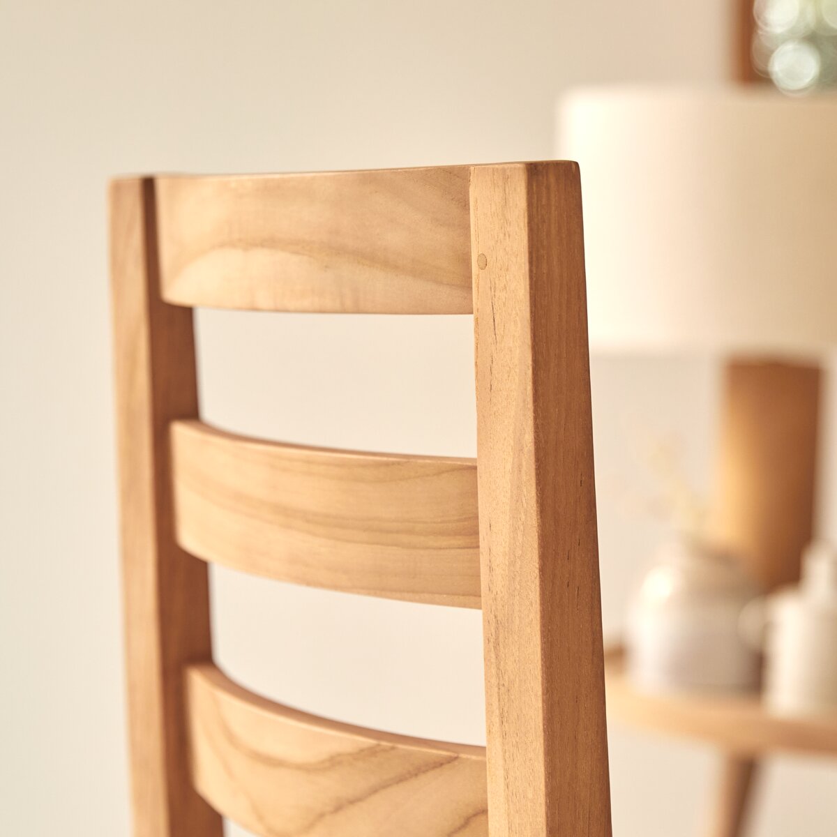 Alto - Stuhl aus massivem Teakholz Alto - Stuhl aus massivem Teakholz