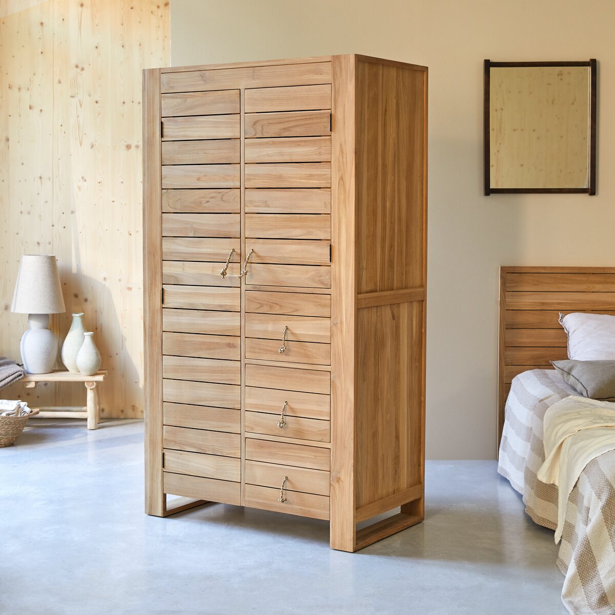 Minimalys - Kleiderschrank mit Kleiderstange aus massivem Teak Minimalys - Kleiderschrank mit Kleiderstange aus massivem Teak