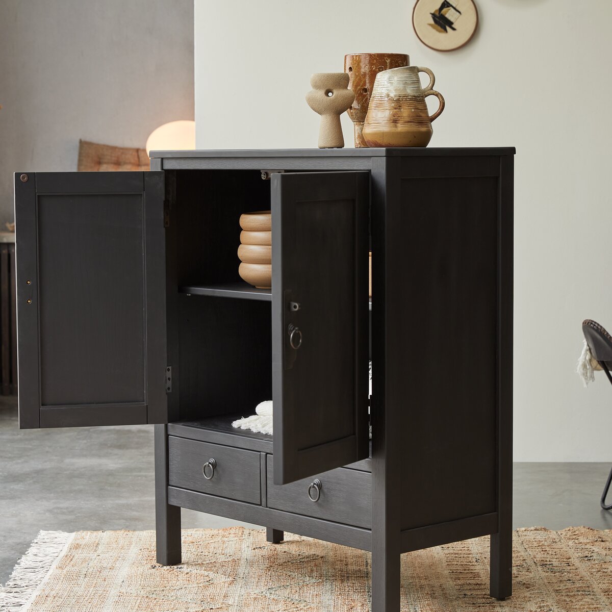 Thaki Black - Bahut en pin massif 80 cm Thaki Black - Bahut en pin massif 80 cm