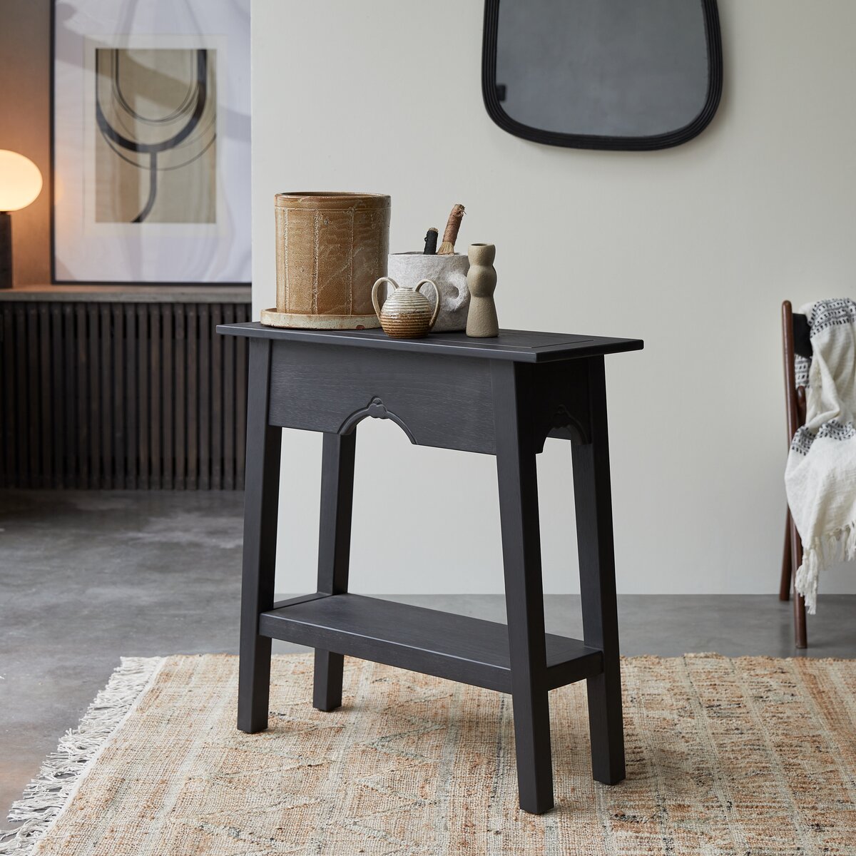 Thaki Black - Console en pin massif Thaki Black - Console en pin massif