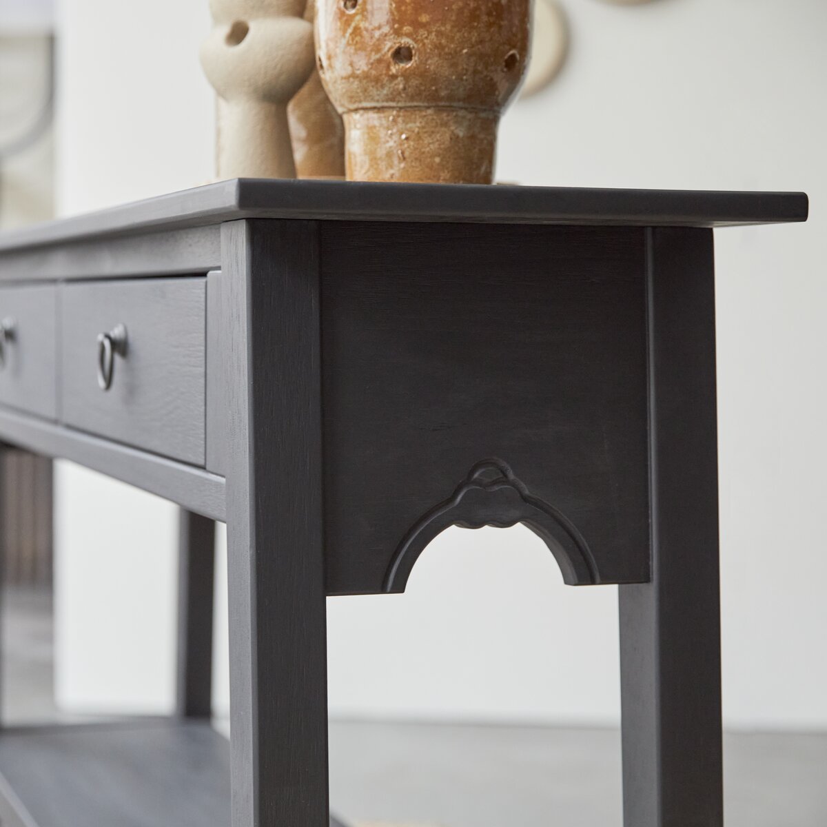 tikamoon thaki console table