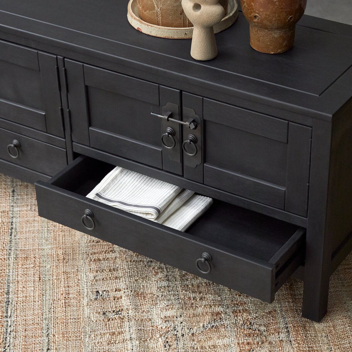 Thaki Black - Solid pine TV stand 140 cm Thaki Black - Solid pine TV stand 140 cm