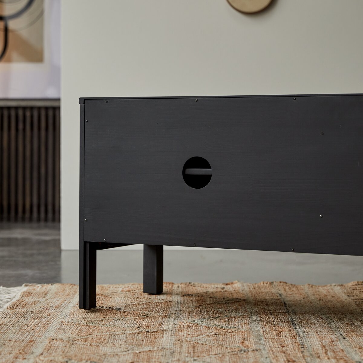 Thaki Black - Meuble TV en pin massif 170 cm Thaki Black - Meuble TV en pin massif 170 cm