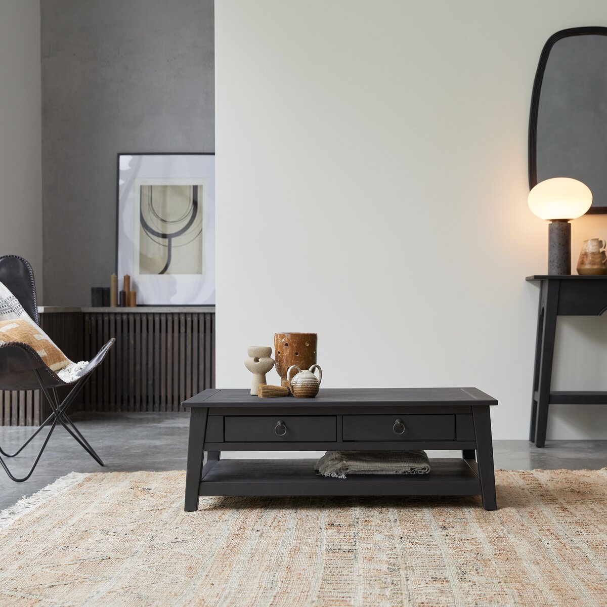 Thaki Black - Table basse en pin massif