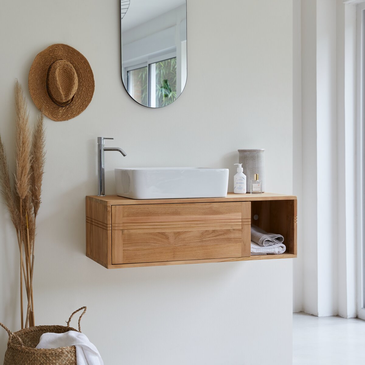 Mobiletto da bagno con specchio Kenta in legno massiccio di teak