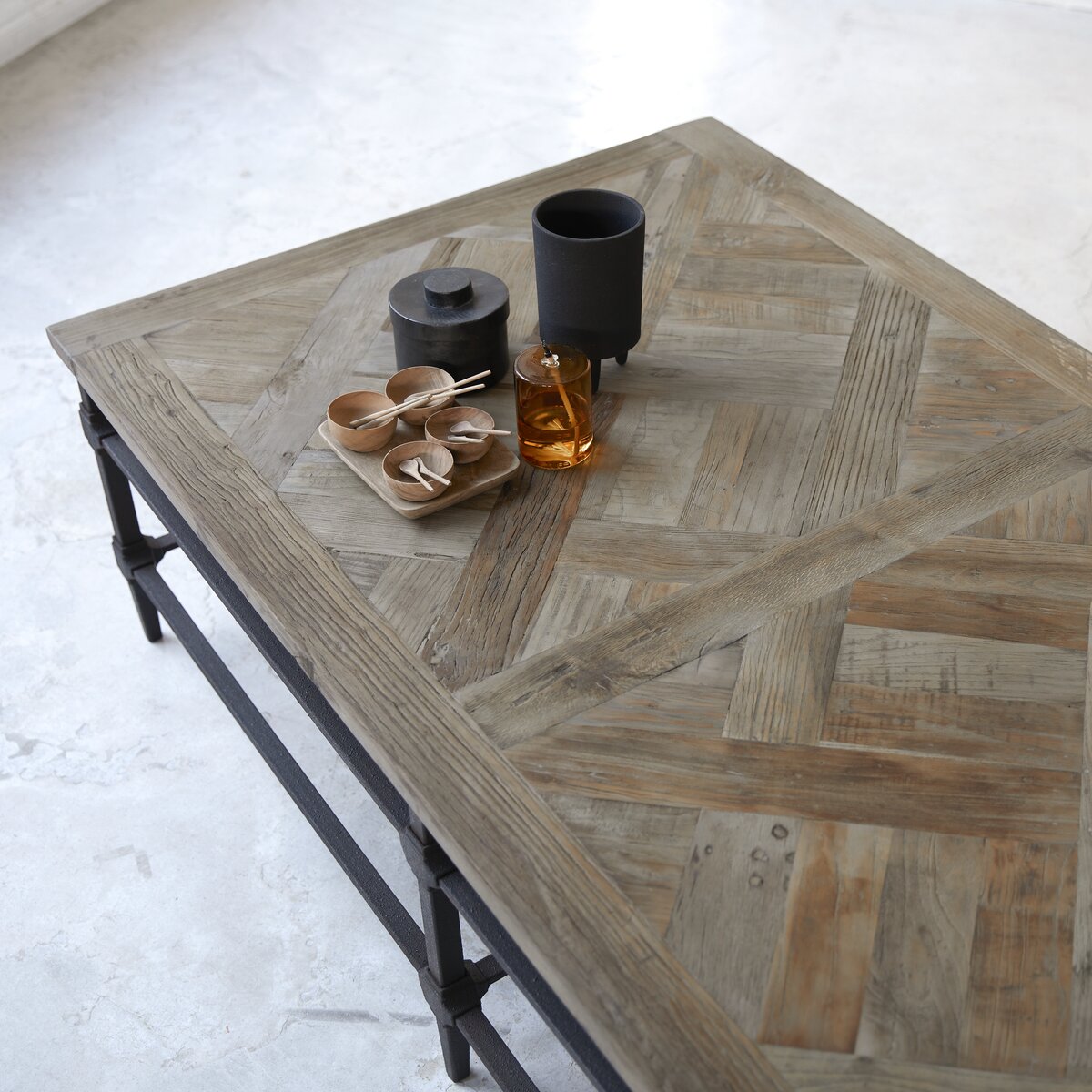 Gatsby - Table basse en orme massif et métal Gatsby - Table basse en orme massif et métal