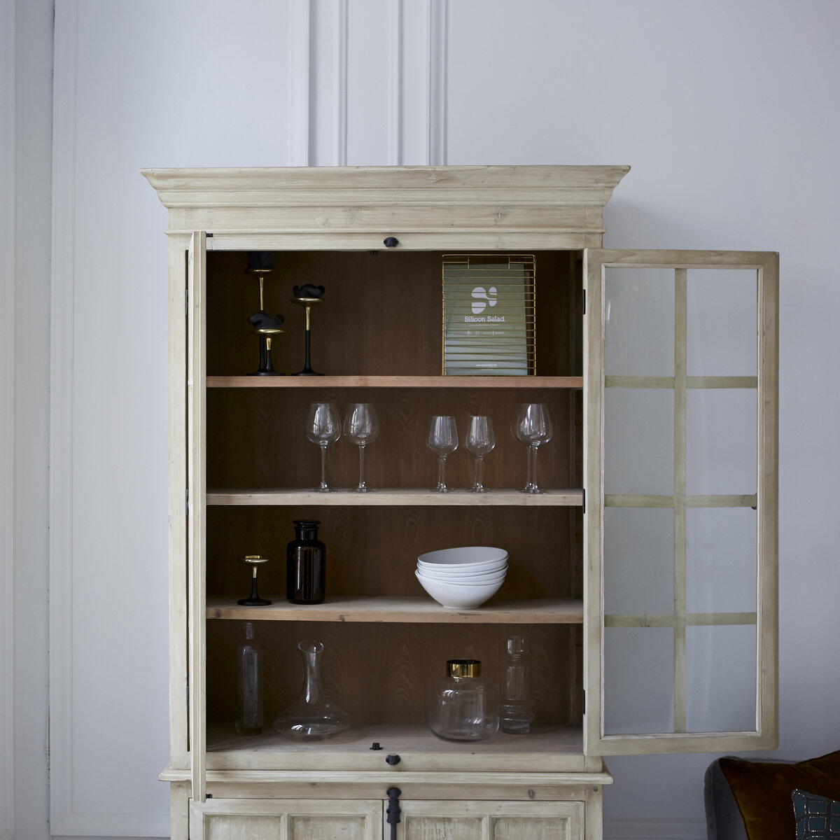 Esther - Credenza in pino riciclato Esther - Credenza in pino riciclato
