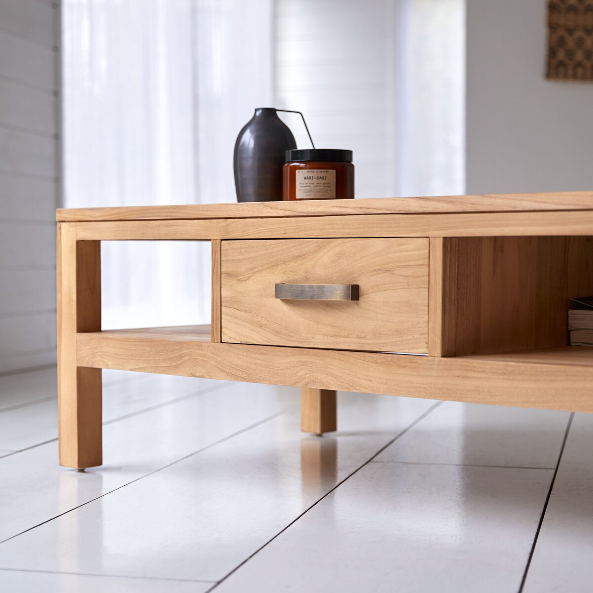 Vertigo - Couchtisch aus massivem Teakholz Vertigo - Couchtisch aus massivem Teakholz