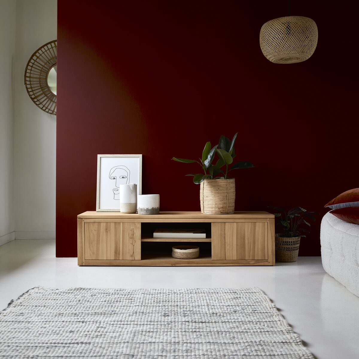 Basil - Solid teak TV Stand 140 cm