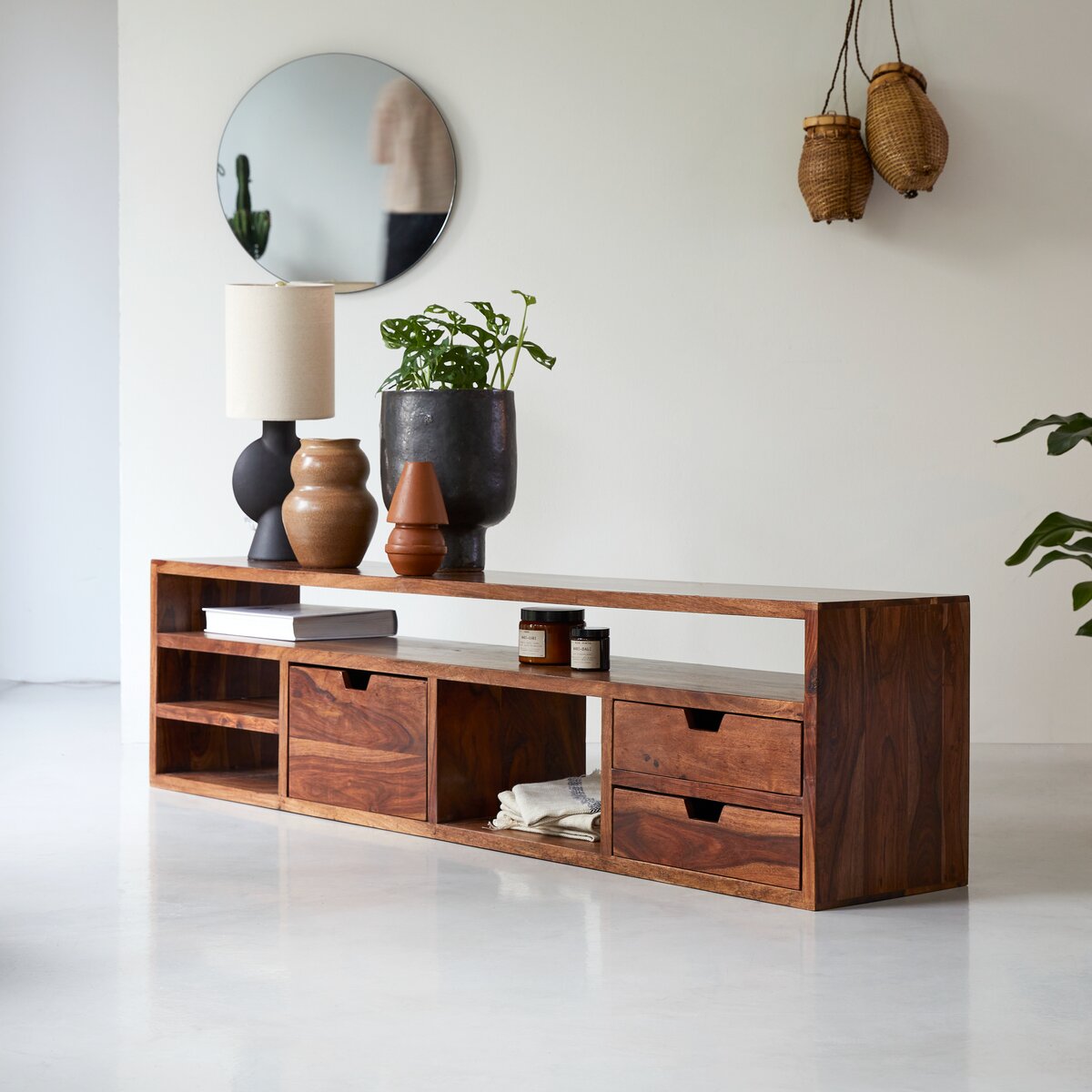 Kwarto - Mueble de TV en palisandro macizo 170 cm Kwarto - Mueble de TV en palisandro macizo 170 cm