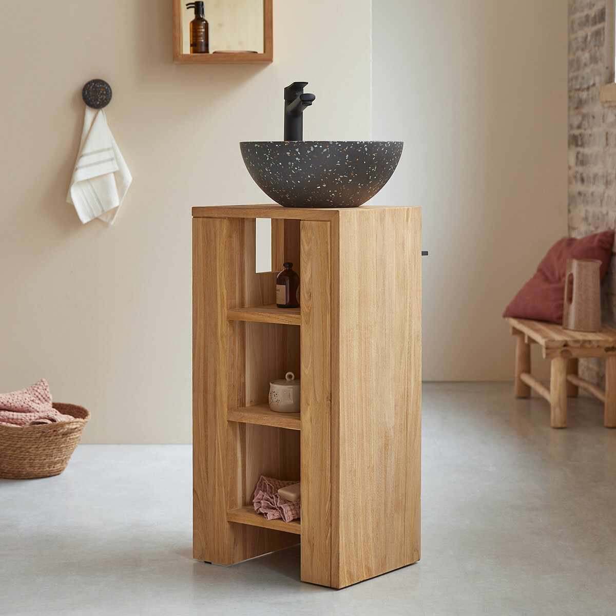 Mobile sottolavabo in teak massello con lavabo in marmo nero Basic