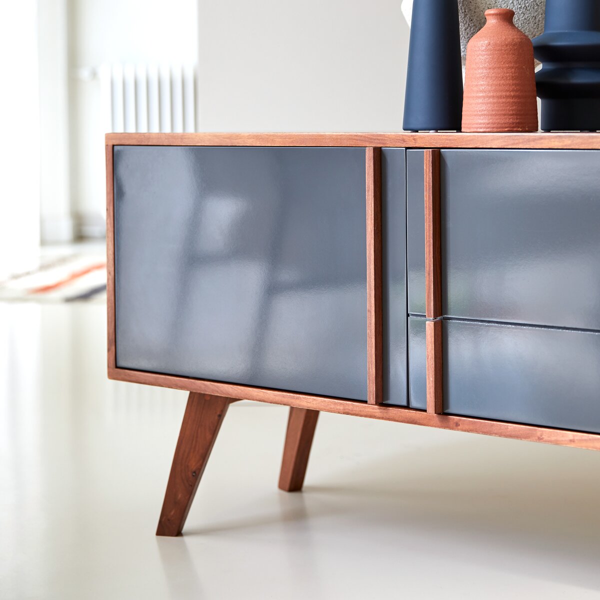 Niels - Sheesham TV Stand 150 cm Niels - Sheesham TV Stand 150 cm