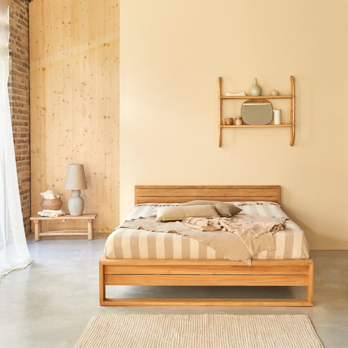 Minimalys - Bett aus massivem Teakholz 160x200 cm Minimalys - Bett aus massivem Teakholz 160x200 cm