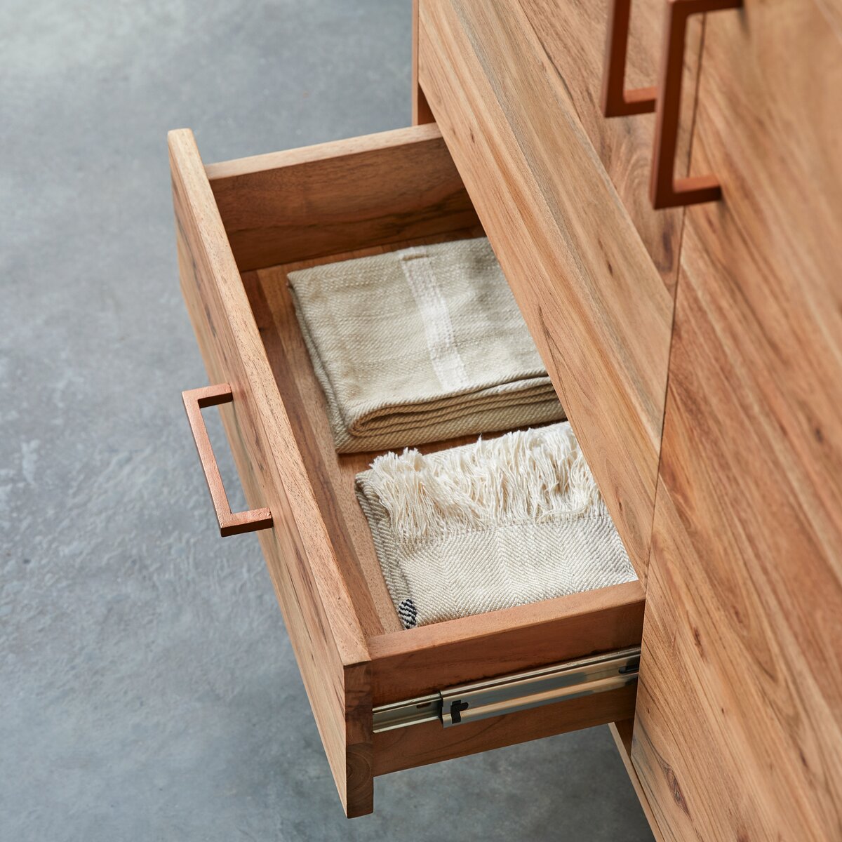 Oslo - Buffet en acacia massif 150 cm Oslo - Buffet en acacia massif 150 cm