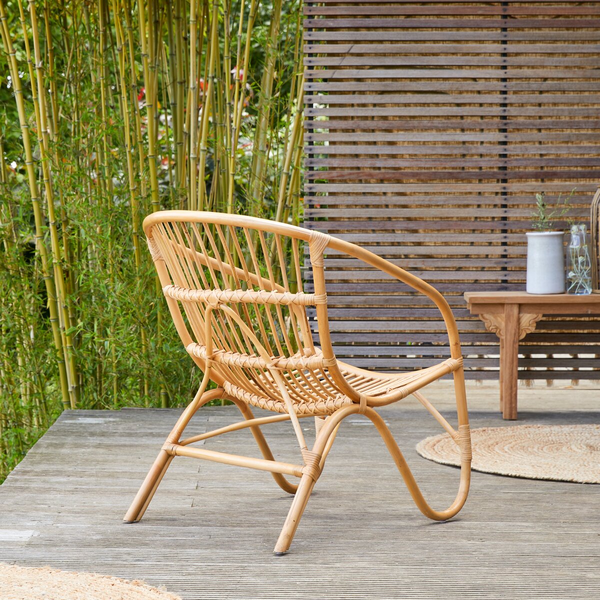 Rendez vos chaises de jardin plus confortables avec ces coussins