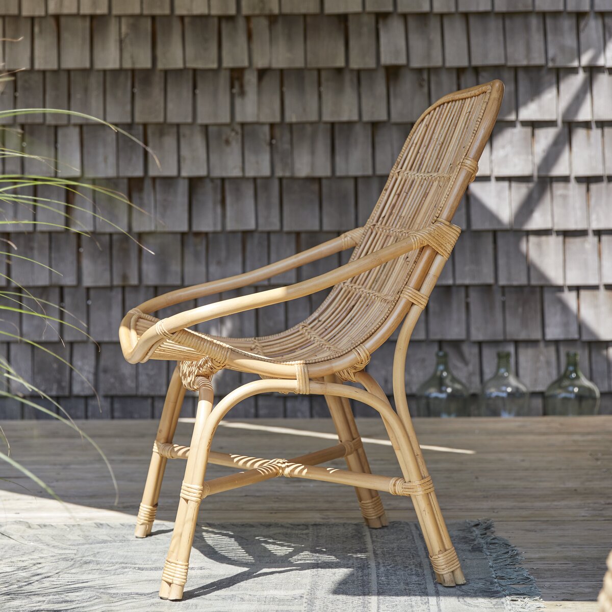 Chaise en rotin naturel - Assise à accoudoirs d'extérieur - Tikamoon