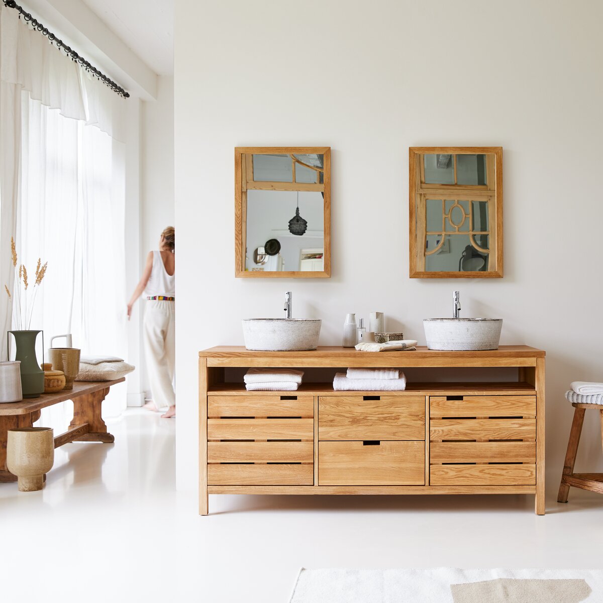 Serena - Mueble bajo lavabo en roble macizo 165 cm Serena - Mueble bajo lavabo en roble macizo 165 cm