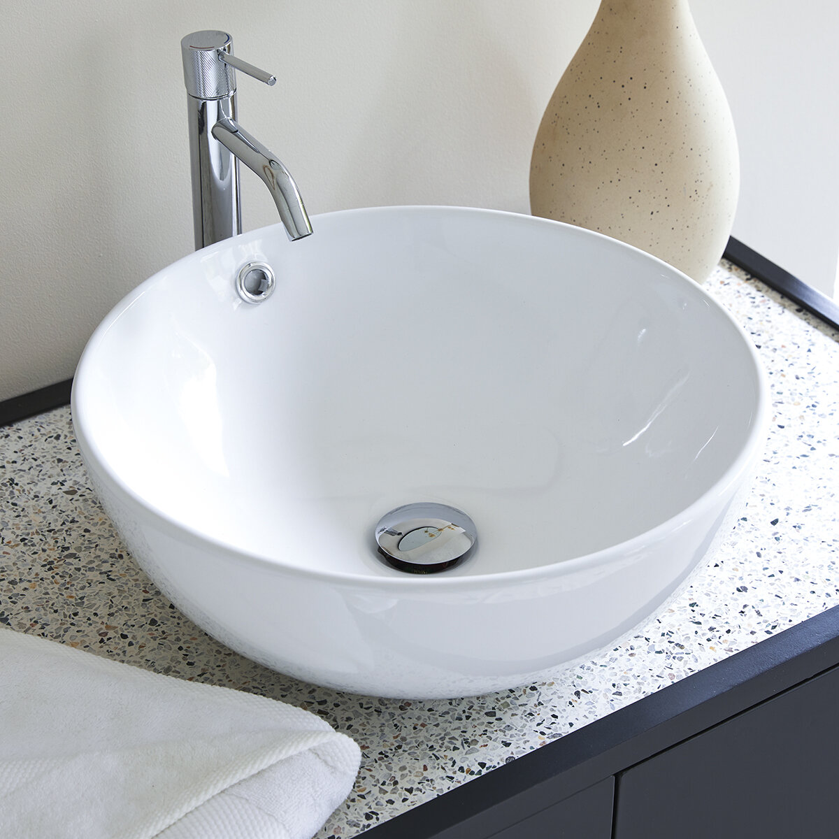 Hilde - Lavabo in ceramica Hilde - Lavabo in ceramica