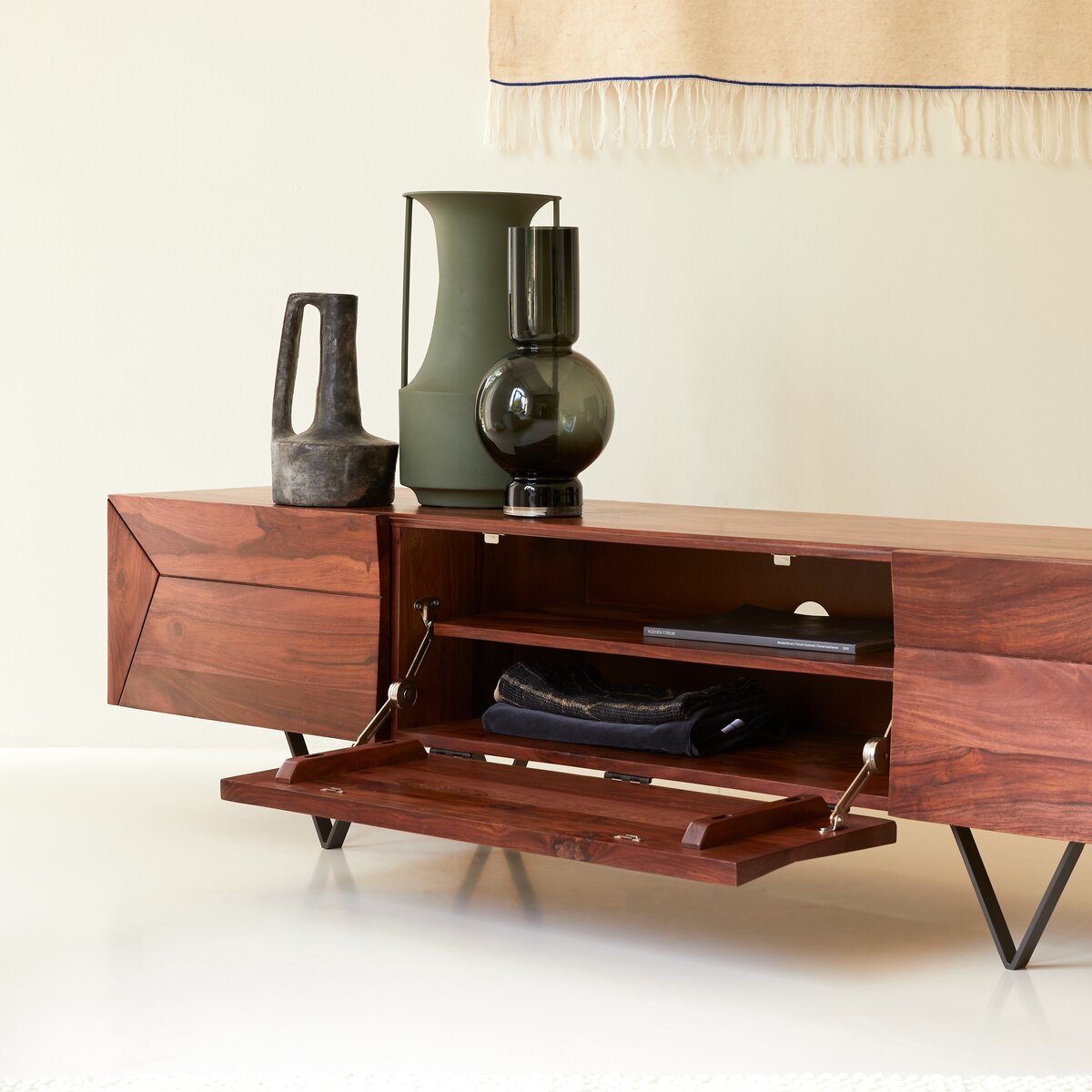 Metric - Meuble TV en palissandre massif 175 cm Metric - Meuble TV en palissandre massif 175 cm