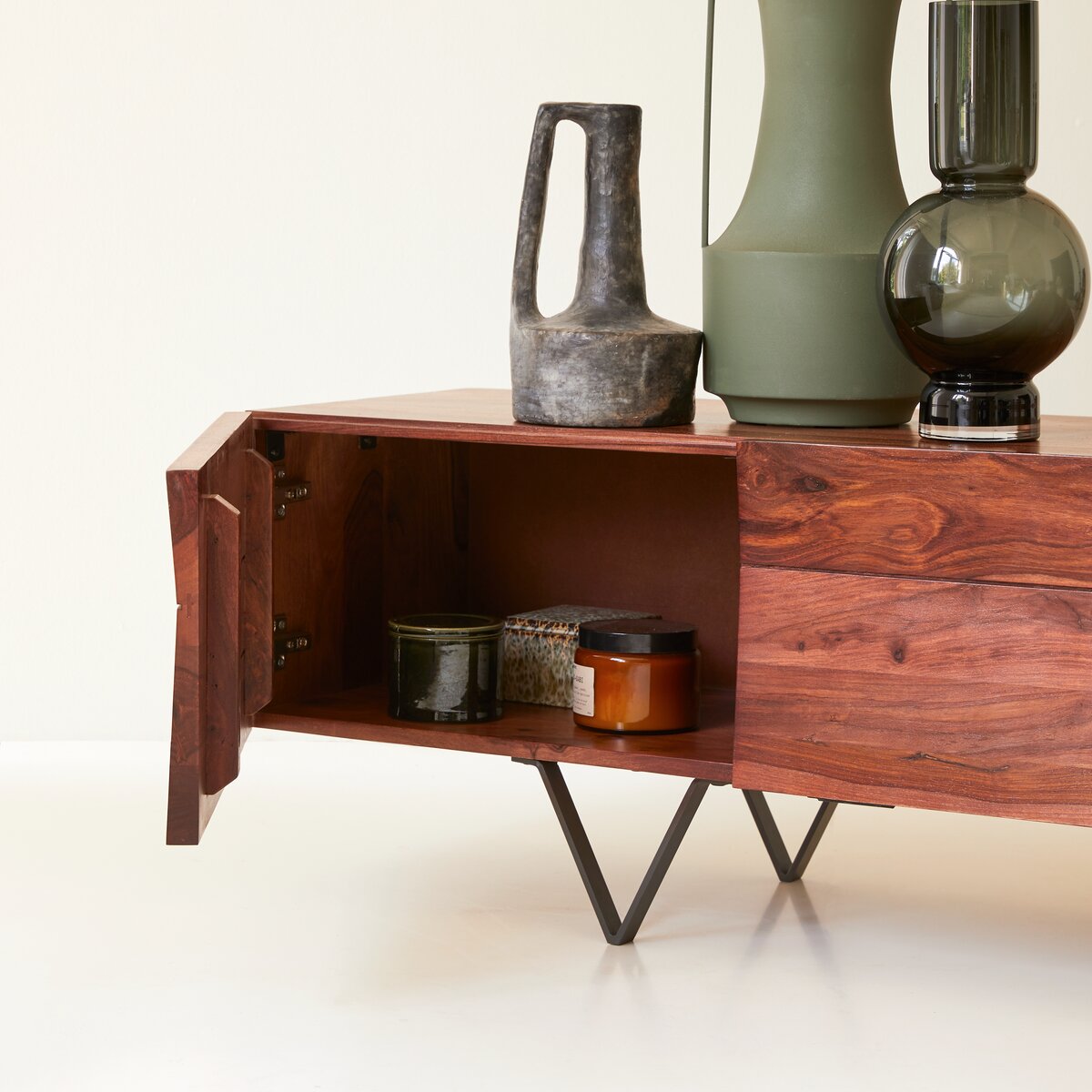 Metric - Meuble TV en palissandre massif 175 cm Metric - Meuble TV en palissandre massif 175 cm