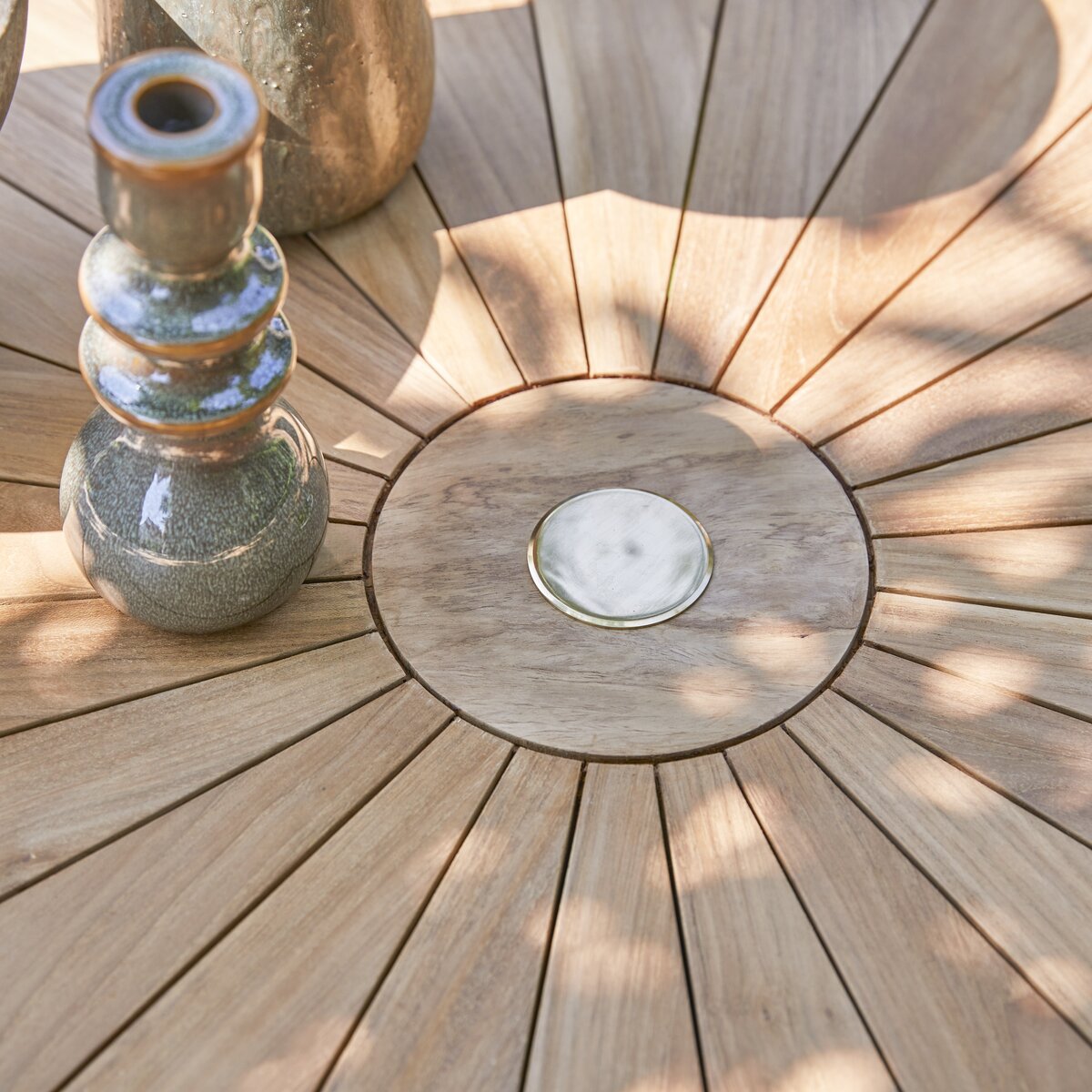 Table de jardin ronde et pliante en bois de teck 6 personnes - Delhi