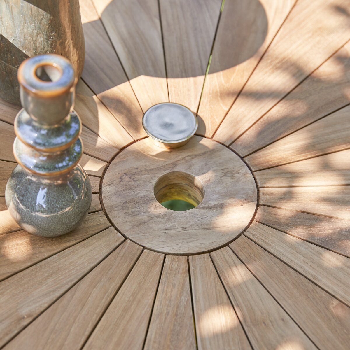 Table ronde de jardin teck, table ronde bois extérieur - design