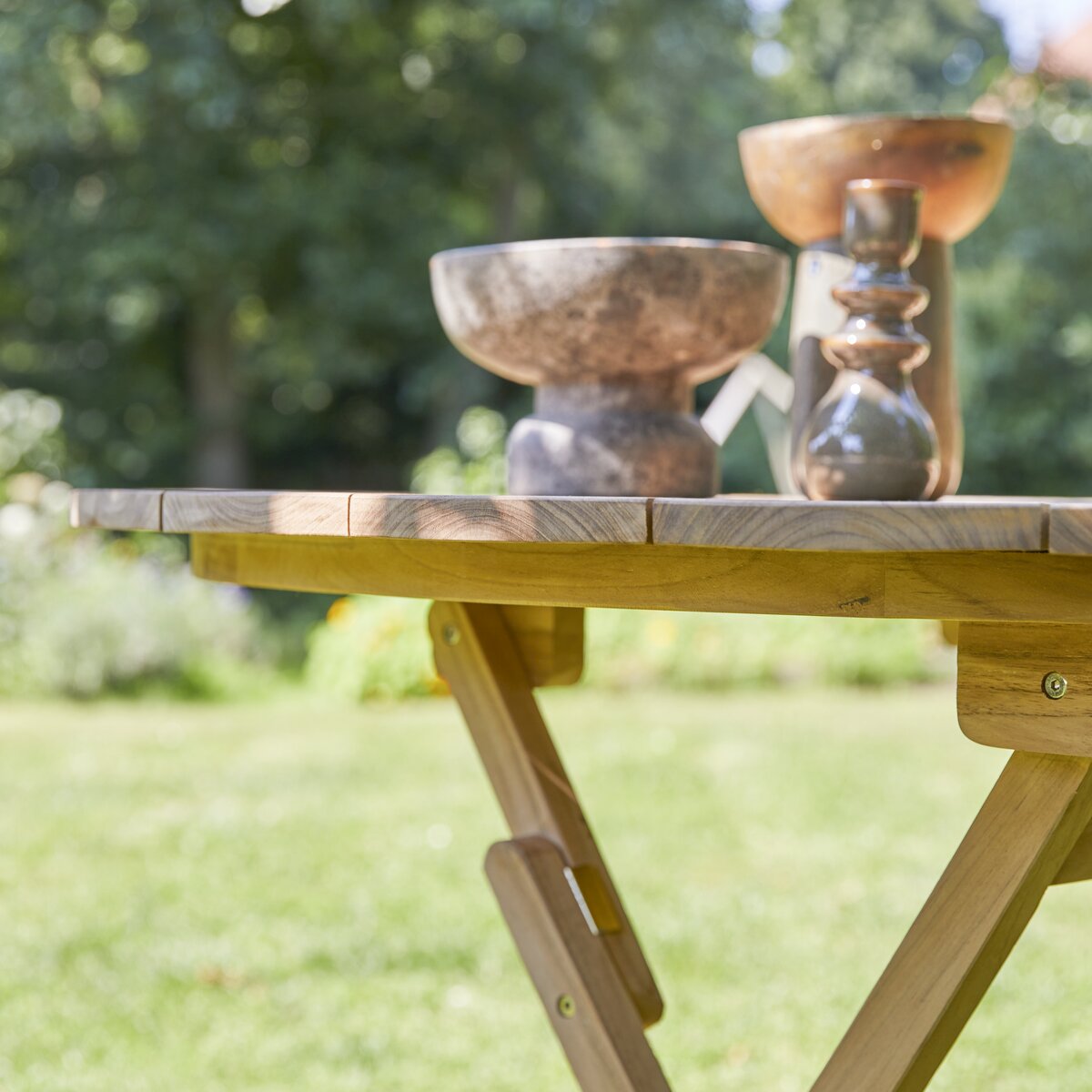 Andria - Table de jardin pliable en teck massif 6 pers. Andria - Table de jardin pliable en teck massif 6 pers.