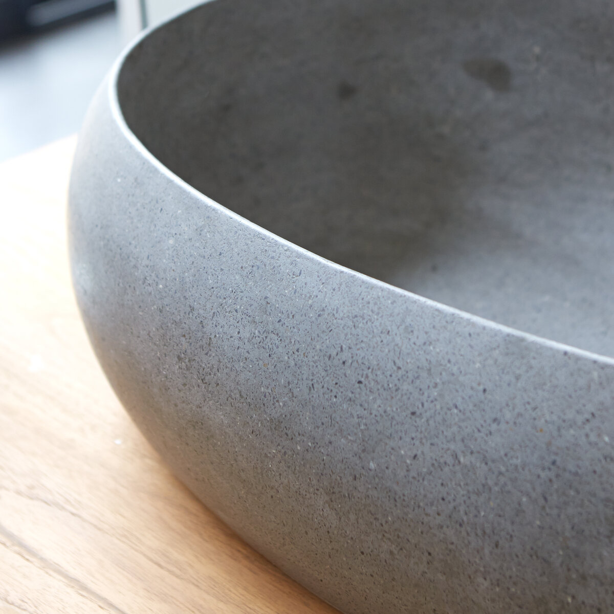 Orion - Lavabo in battuto di terrazzo grigio Orion - Lavabo in battuto di terrazzo grigio