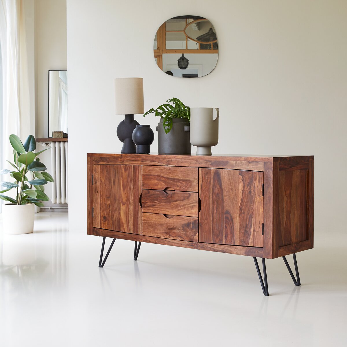 MUEBLE DE COMEDOR DE GRAN CALIDAD, APARADOR EN MADERA MACIZA DE MENDI