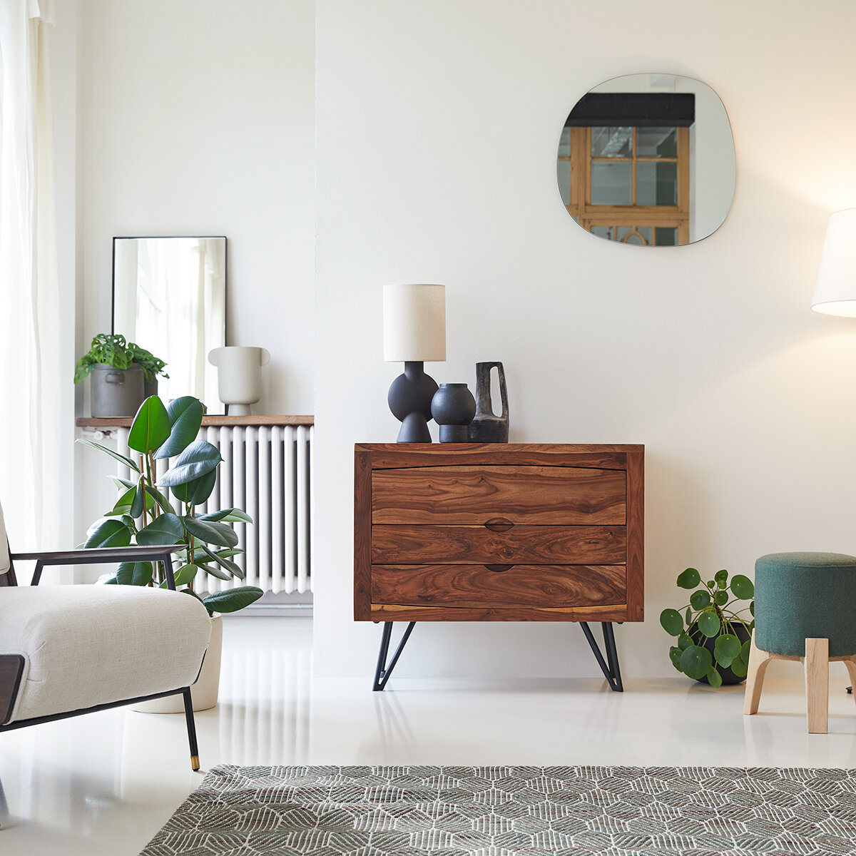Bonnie - Kommode aus massivem Palisanderholz Bonnie - Kommode aus massivem Palisanderholz