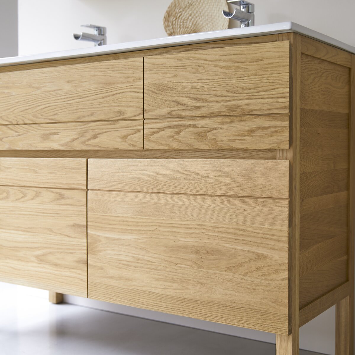 Easy - Badezimmermöbel aus massiver Eiche und Keramik 120 cm Easy - Badezimmermöbel aus massiver Eiche und Keramik 120 cm
