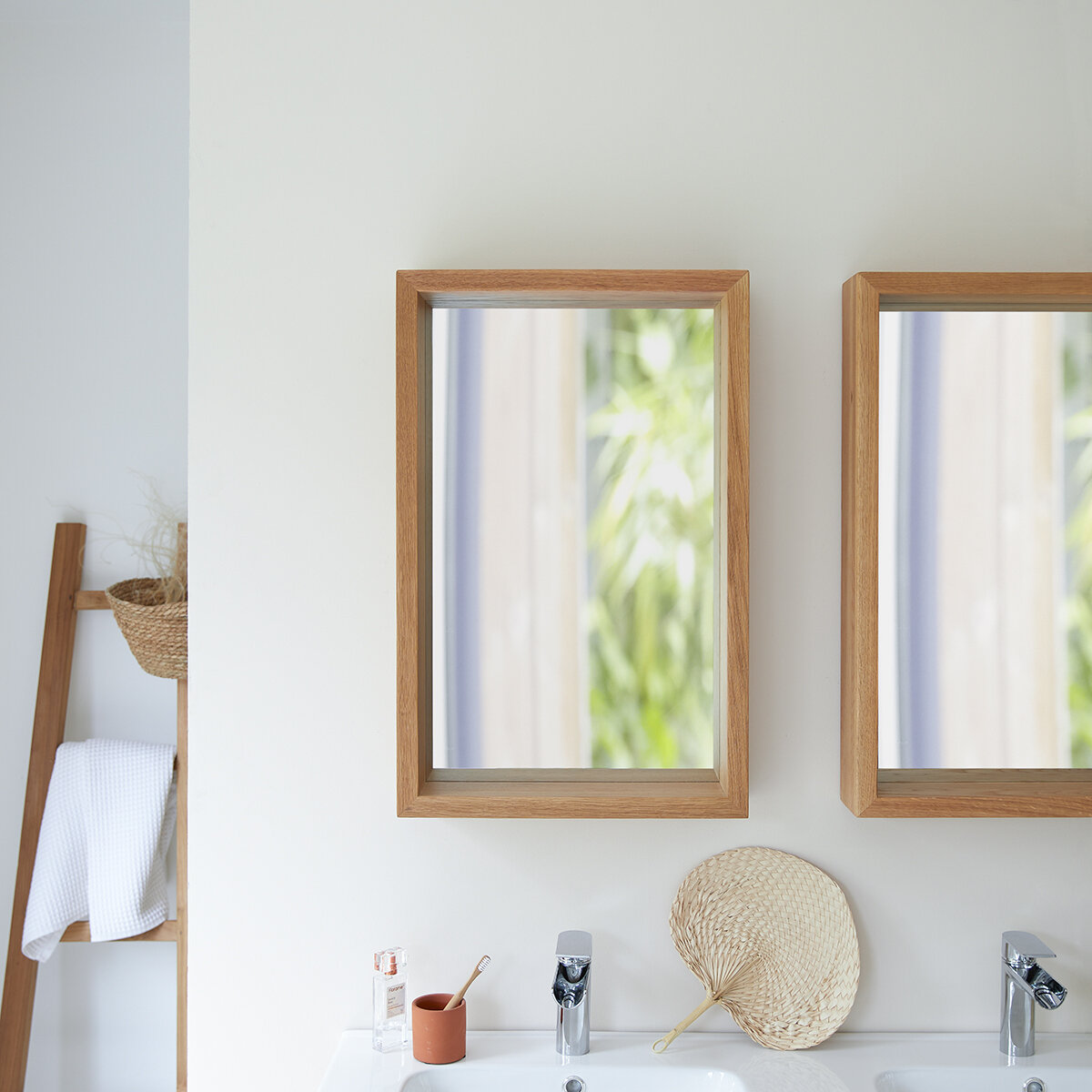 Easy - Miroir en chêne 70x45 cm Easy - Miroir en chêne 70x45 cm