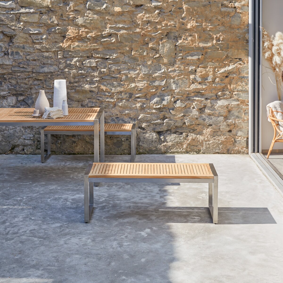 Arno - Banc de jardin en teck massif et inox Arno - Banc de jardin en teck massif et inox