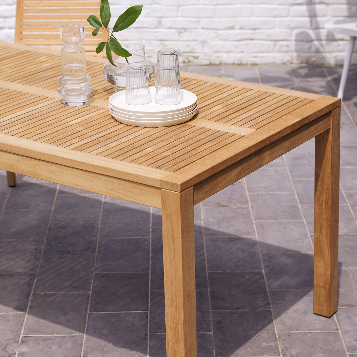 Teo - Table de jardin en teck massif 6/8 pers. Teo - Table de jardin en teck massif 6/8 pers.