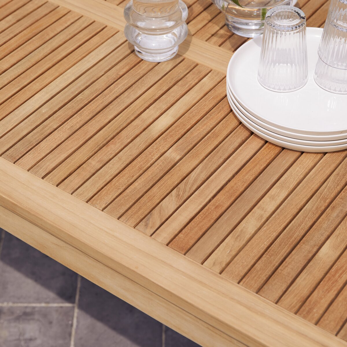 Teo - Table de jardin en teck massif 6/8 pers. Teo - Table de jardin en teck massif 6/8 pers.