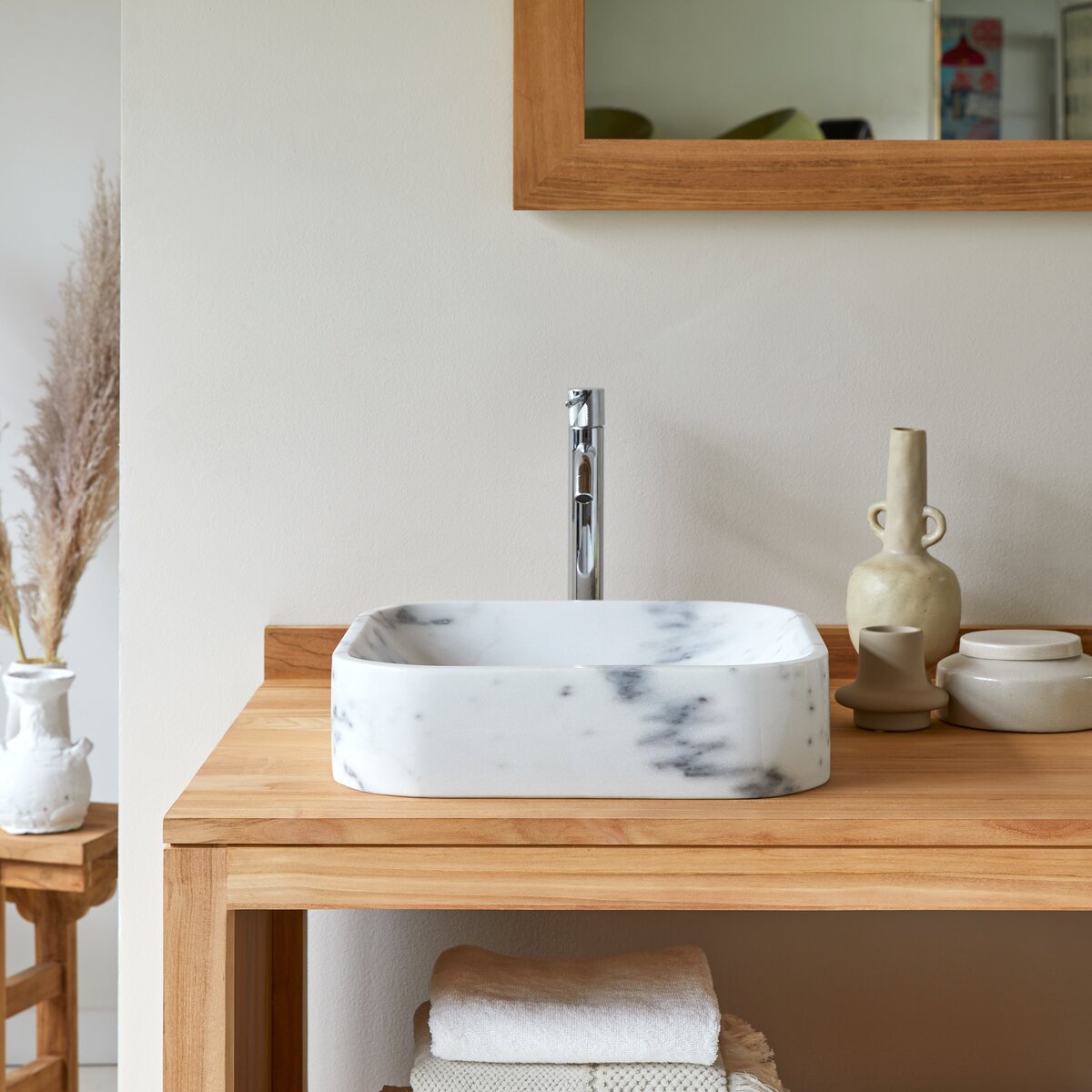 Perseus - White marble Washbasin