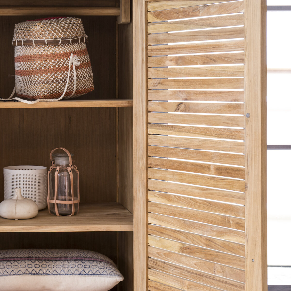 Suzette - Armoire en teck massif Suzette - Armoire en teck massif