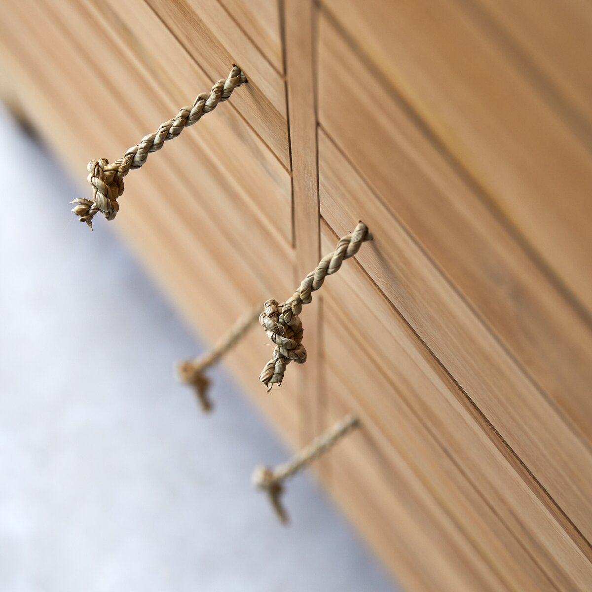 Minimalys - Armadio in teak massiccio Minimalys - Armadio in teak massiccio
