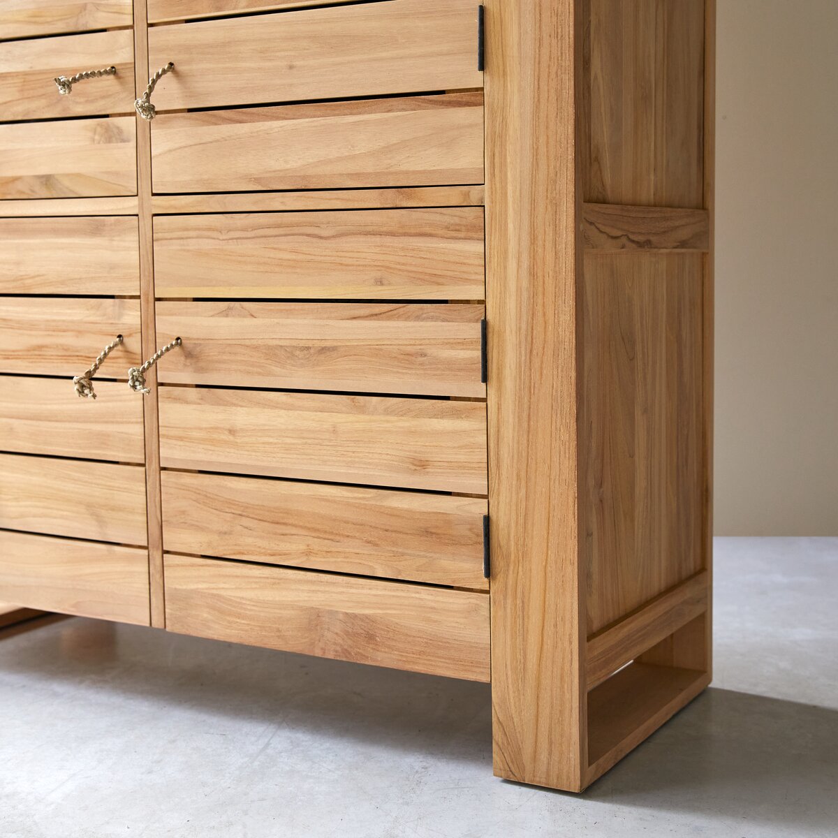 Minimalys - Armadio in teak massiccio Minimalys - Armadio in teak massiccio