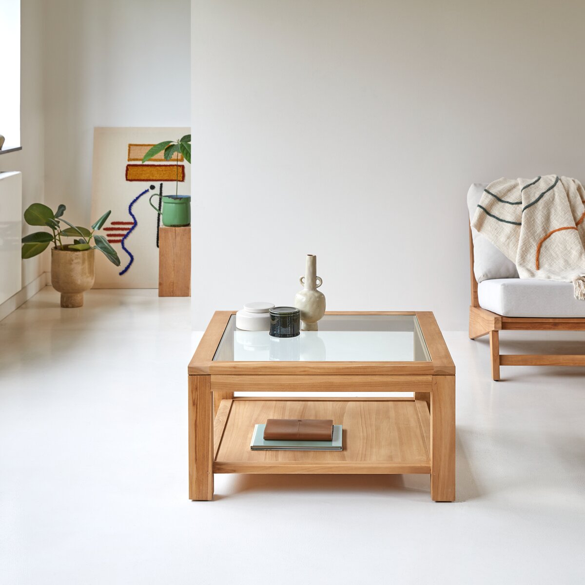 Perle - Couchtisch aus massivem Teakholz Perle - Couchtisch aus massivem Teakholz