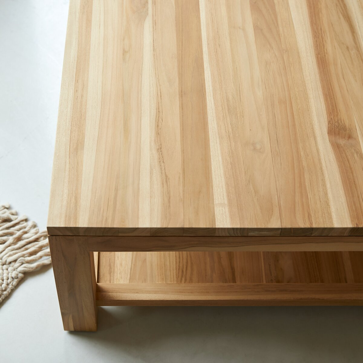 Eve - Quadratischer Couchtisch aus massivem Teakholz Eve - Quadratischer Couchtisch aus massivem Teakholz
