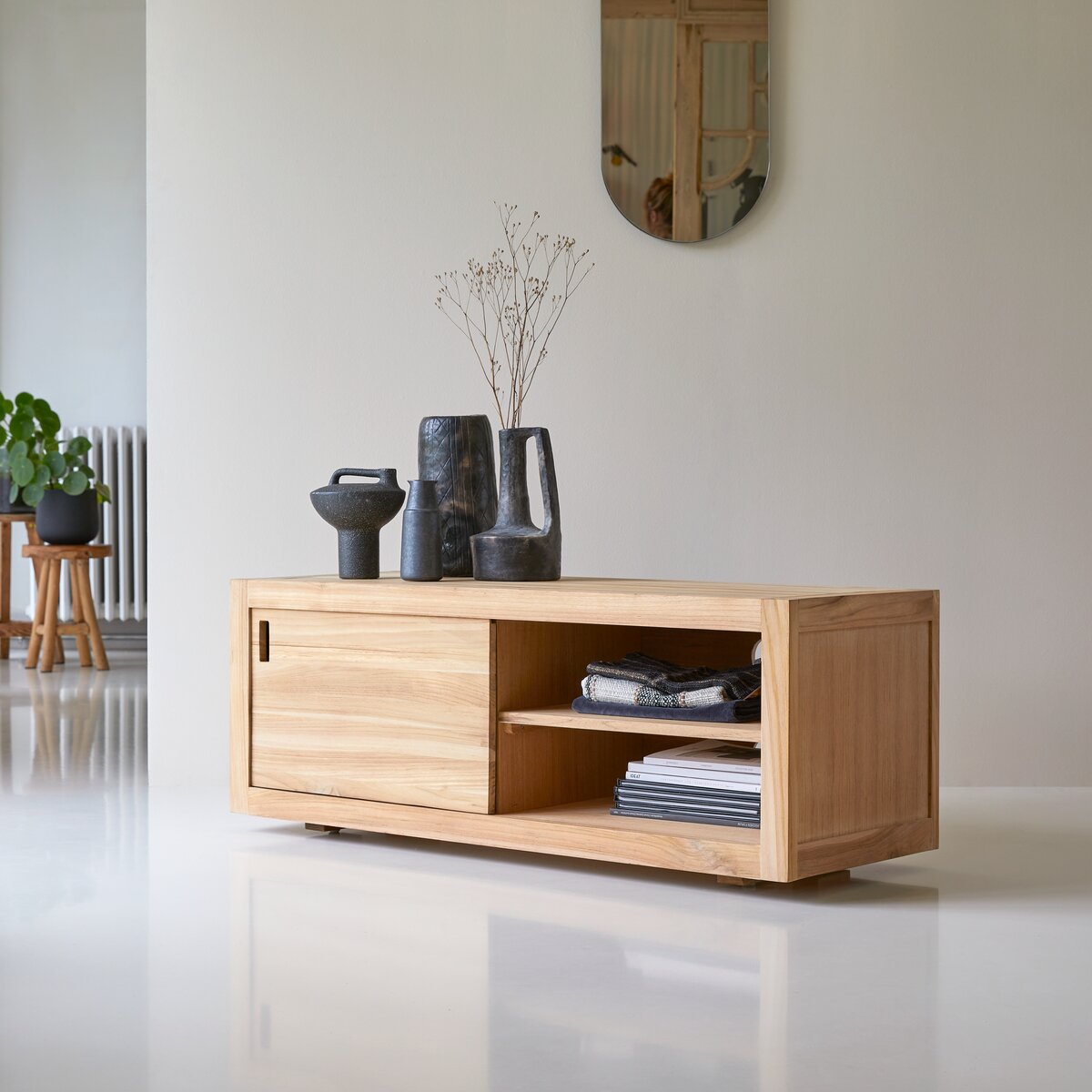 Adam - Mobile TV in teak 120 cm Adam - Mobile TV in teak 120 cm