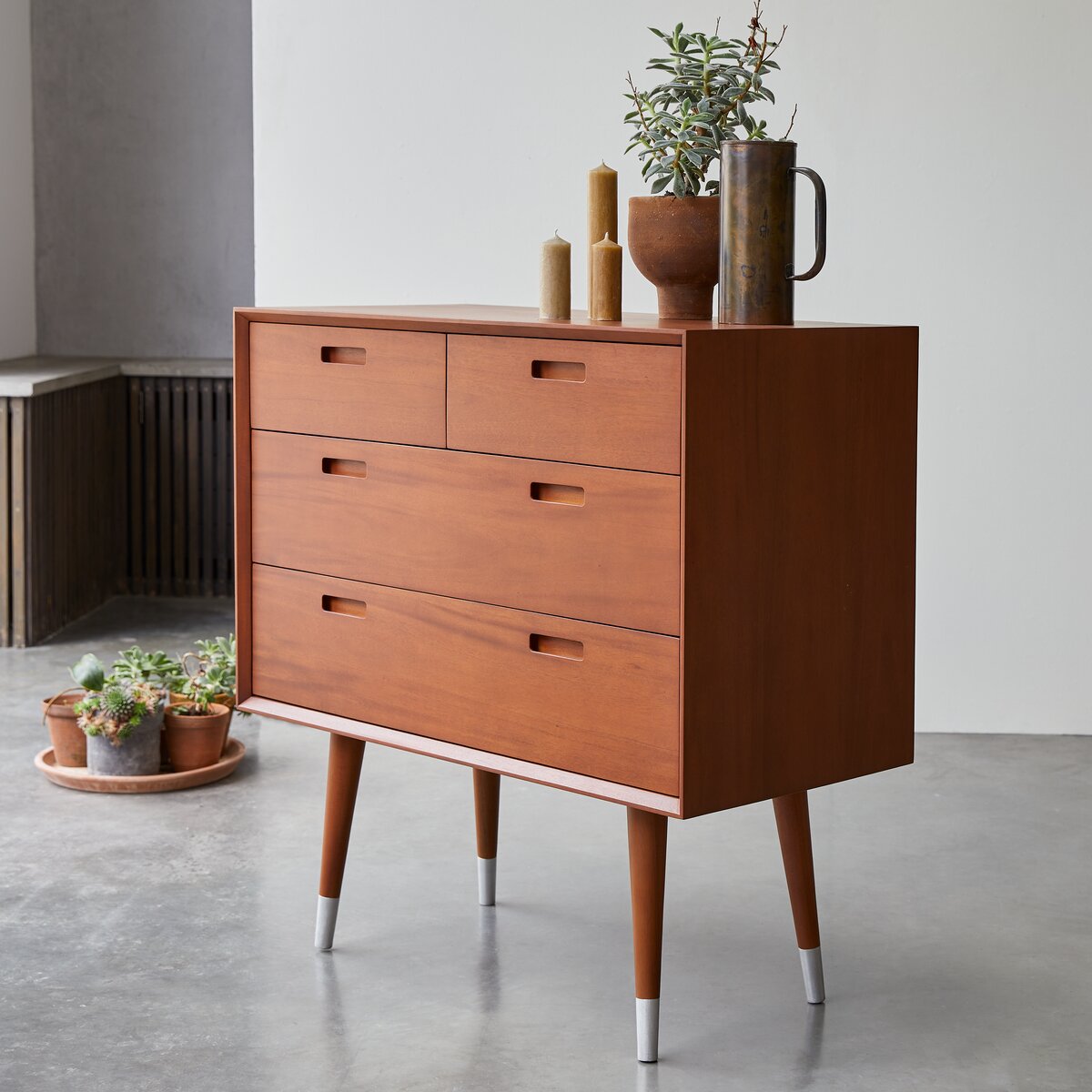 Magda 50's - Commode en acajou massif Magda 50's - Commode en acajou massif