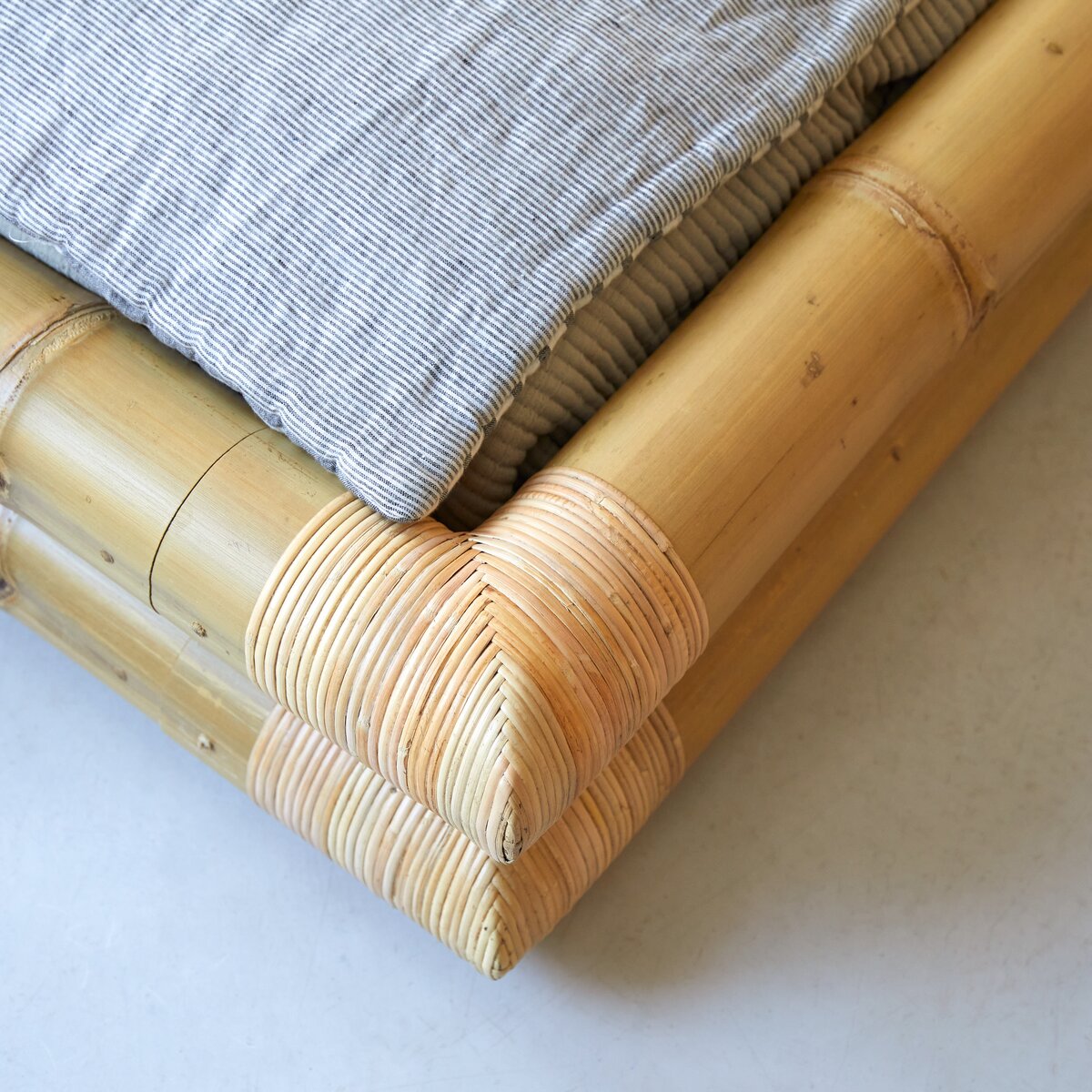 Balyss - Cama futón en bambú 90x190 cm Balyss - Cama futón en bambú 90x190 cm